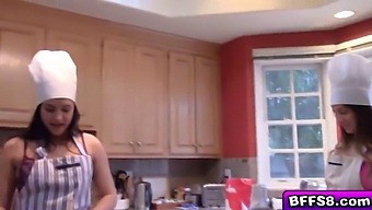 Hardcore Fucking With Sexy Babes On Valentine'S Day