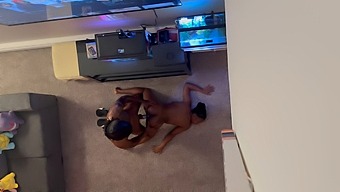 Curtindo Uma Sessão Solo Em Casa, Gozando Em Êxtase